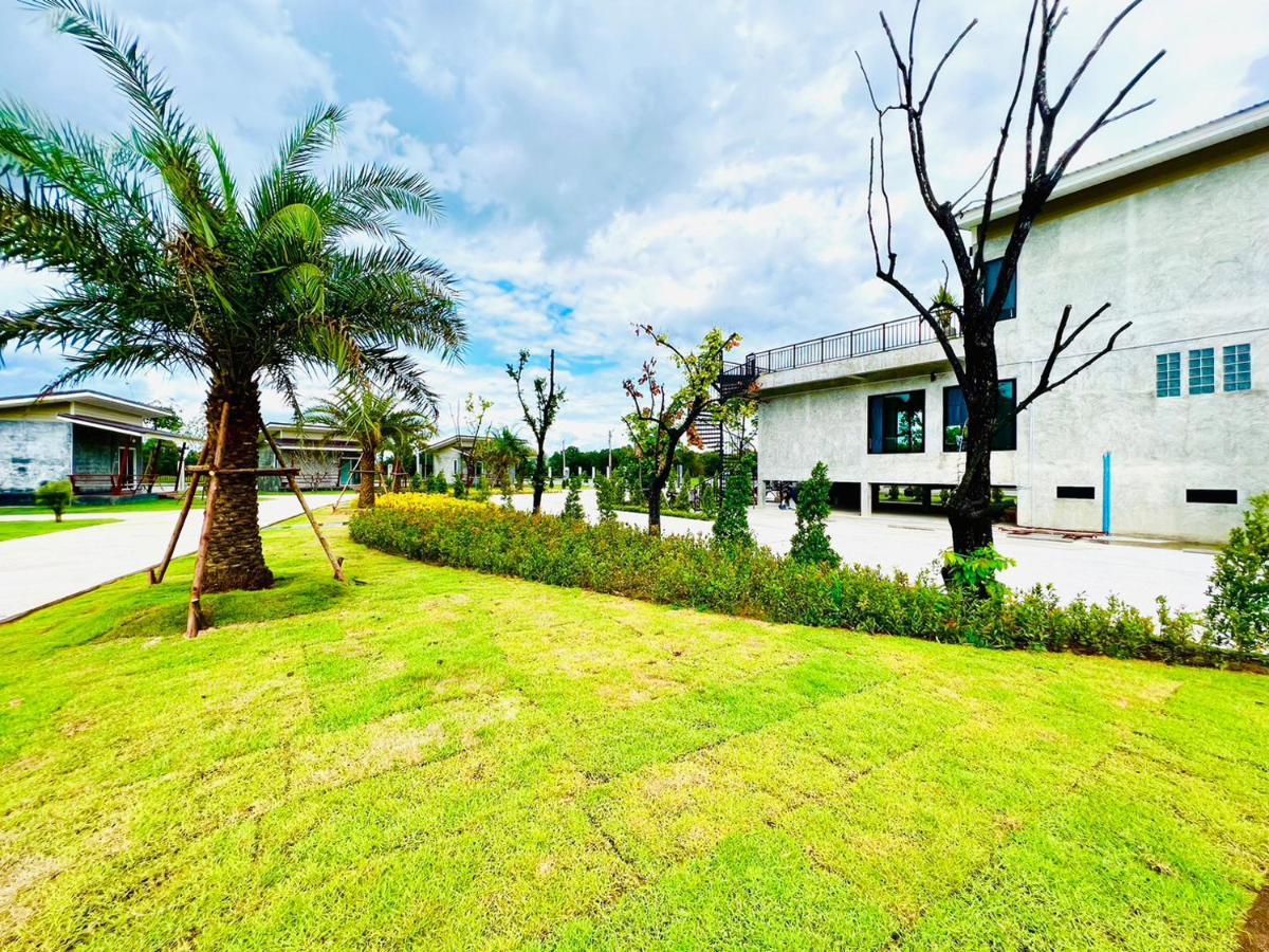 Farm View Resort @Uthai Thani ฟาร์มวิว รีสอร์ท อุทัยธานี Nong Khayang Buitenkant foto