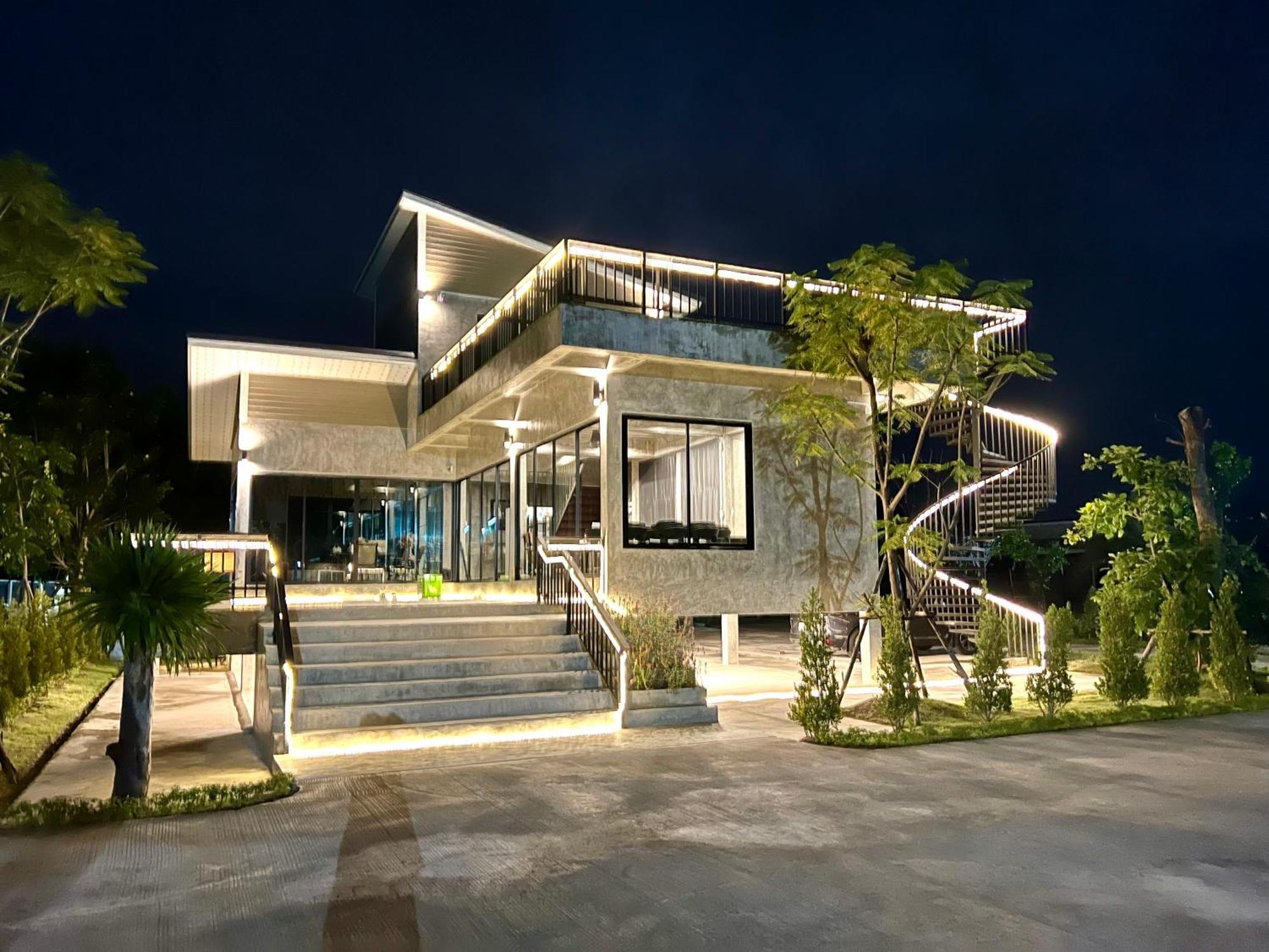Farm View Resort @Uthai Thani ฟาร์มวิว รีสอร์ท อุทัยธานี Nong Khayang Buitenkant foto